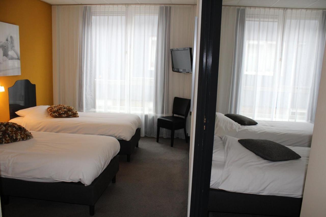Hotel Restaurant De Jonge Heertjes Aalsmeer Exteriör bild