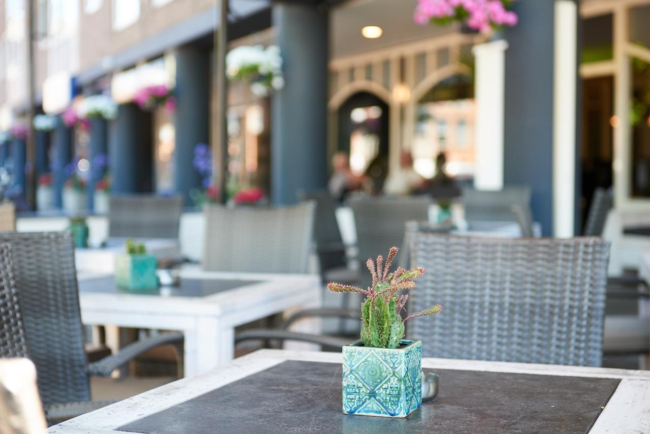 Hotel Restaurant De Jonge Heertjes Aalsmeer Exteriör bild